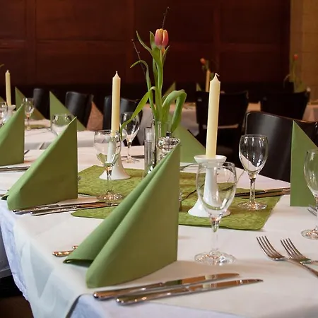 Hotel Linde Restaurant & 3*