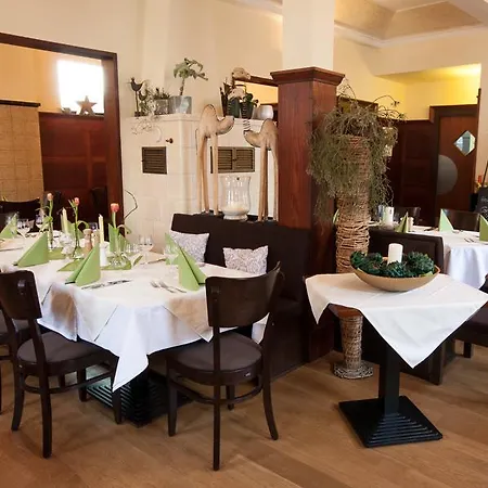 Hotel Linde Restaurant & 3*