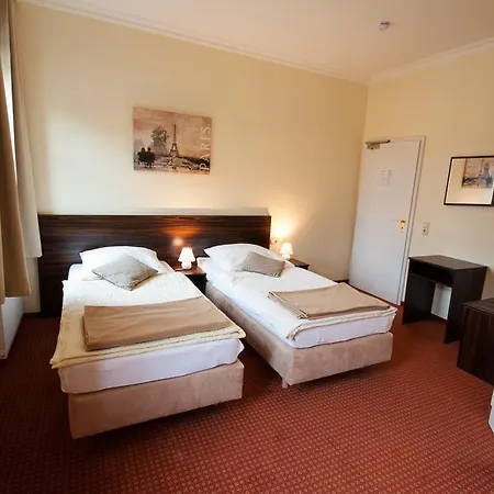 Hotel Linde Restaurant & 3*