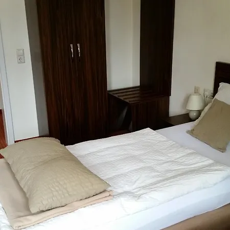 Hotel Linde Restaurant & 3*